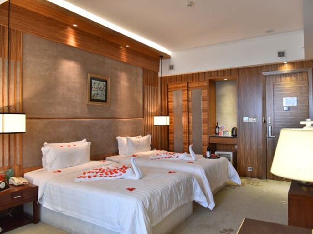 Лоян: Fengxiang hot spring Hotel