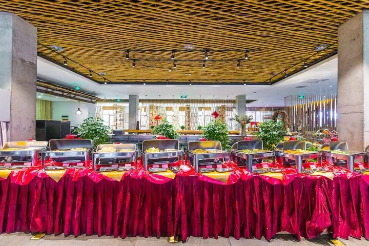 Лоян: Fengxiang hot spring Hotel