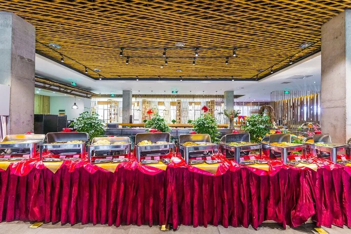 Лоян: Fengxiang hot spring Hotel