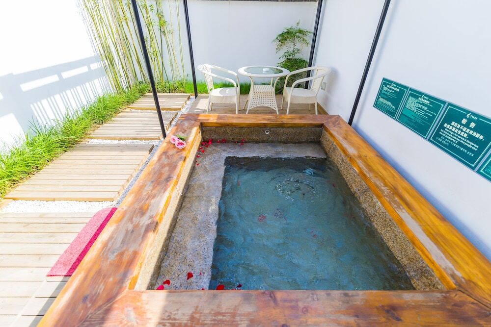Лоян: Fengxiang hot spring Hotel
