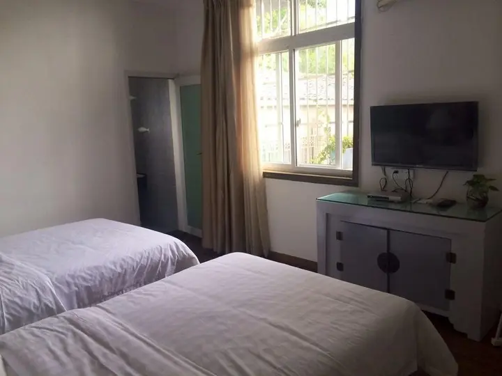 Сичан: Xichang Banshantang Inn