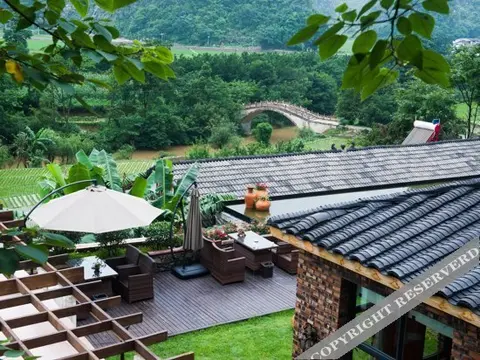 Синъи: Fengxi Inn