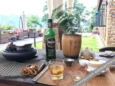 Синъи: Fengxi Inn
