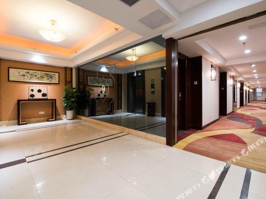 Хойчжоу: Fengyuan Business Hotel