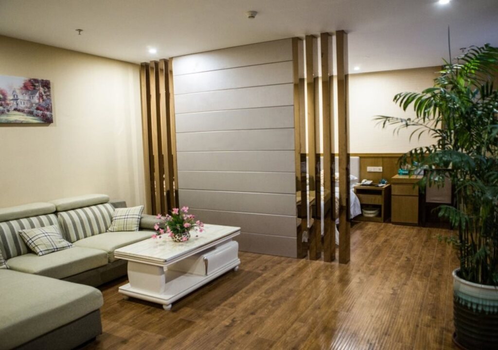 GreenTree Inn Nantong Rugao Zhongjiaomeilu City Express Hotel — фото 1