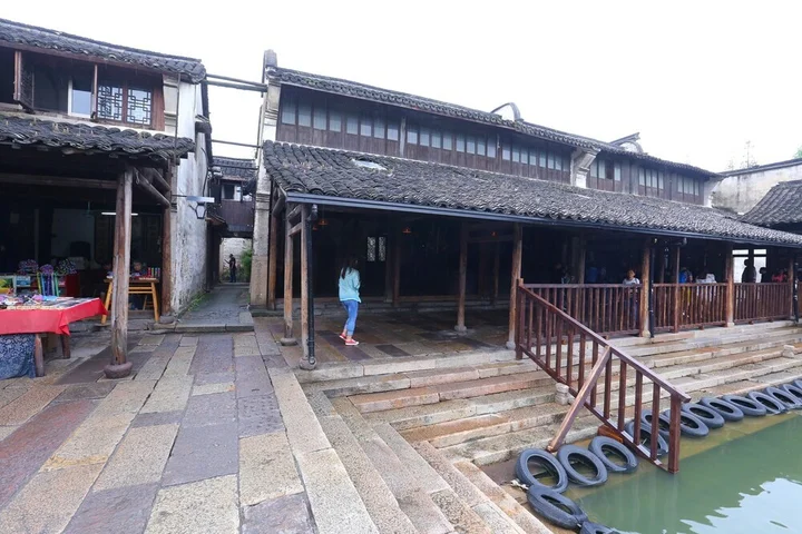 Цзясинь: Wu Town Sijing Bieyuan Boutique Hostel