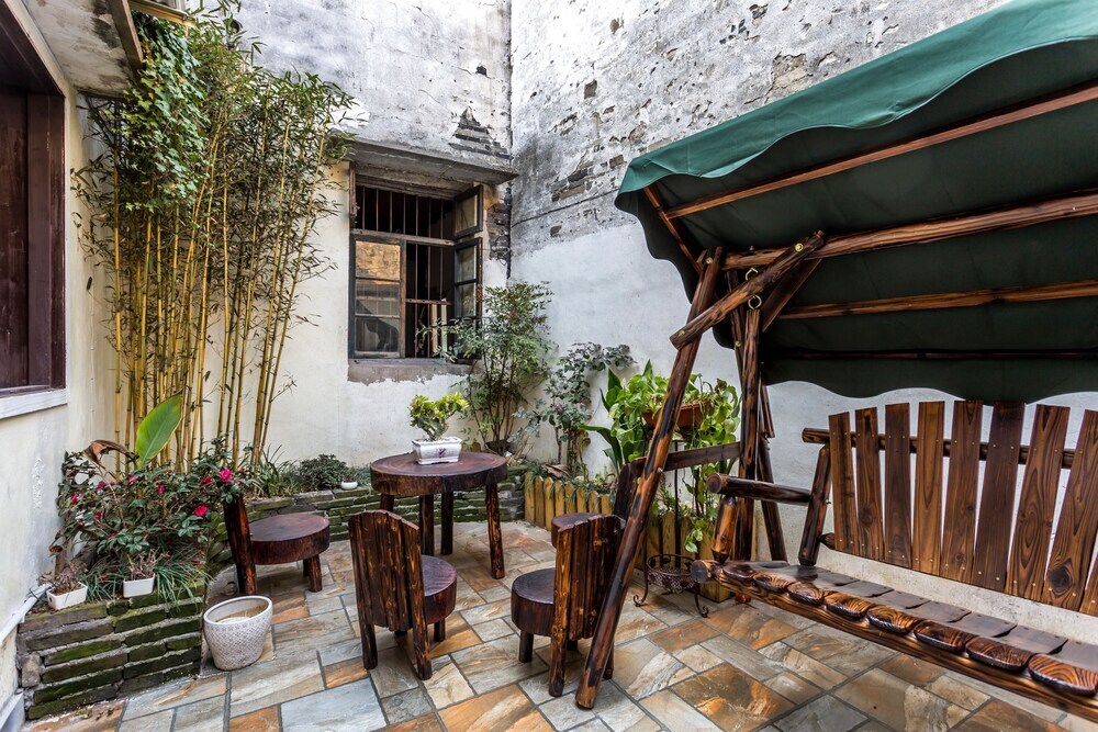 Цзясинь: Wu Town Sijing Bieyuan Boutique Hostel