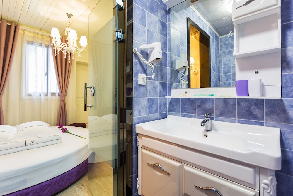 Цзясинь: Wu Town Sijing Bieyuan Boutique Hostel