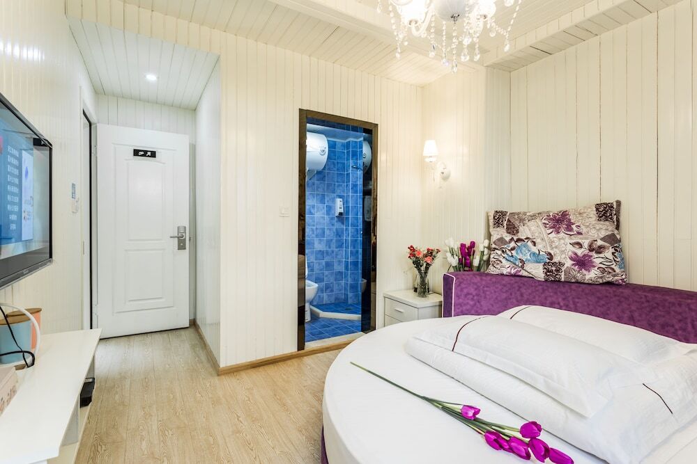 Цзясинь: Wu Town Sijing Bieyuan Boutique Hostel