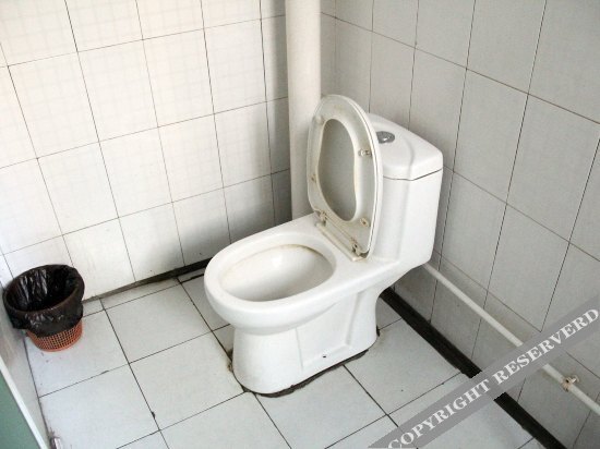 Кайфын: Shandong Hostel