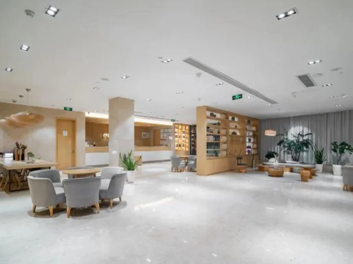Сюйчжоу: Deep Sleep Hotel (Xuzhou High-Speed Railway Station Front Square Zhenxing Avenue)
