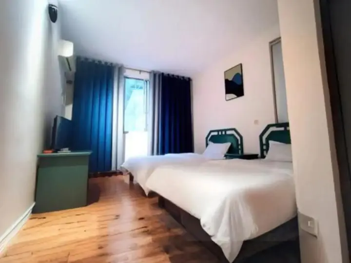 Яншо: Xiamo Hotel