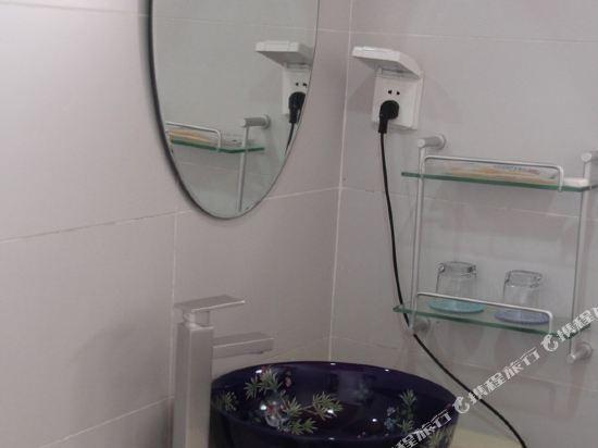 Дунъин: Jinniu Shared Hotel (Dongying Baolong City Plaza)