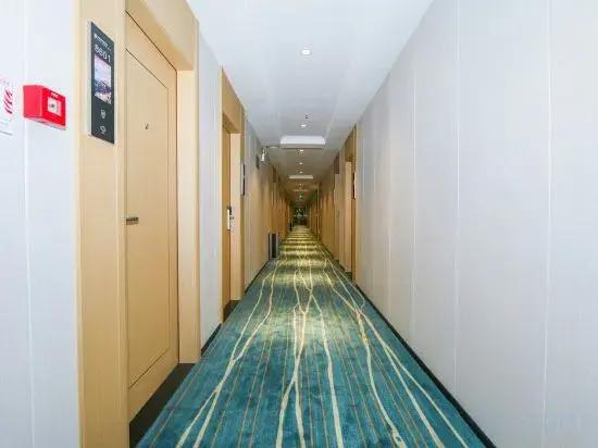 Xiyatu Huayuan Hotel (Zhongshan Ancient Town Lihe Light Rail Station Store) — фото 1