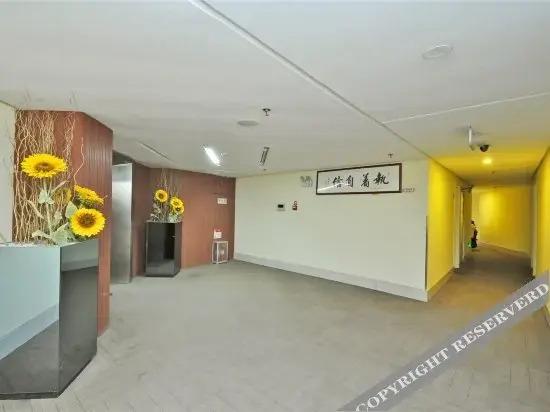 Линьи: 临沂锐思特酒店