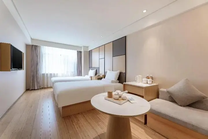 Сиань: Ji Hotel (Xi'An Bell Drum Towers)