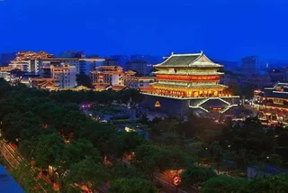 Сиань: Ji Hotel (Xi'An Bell Drum Towers)