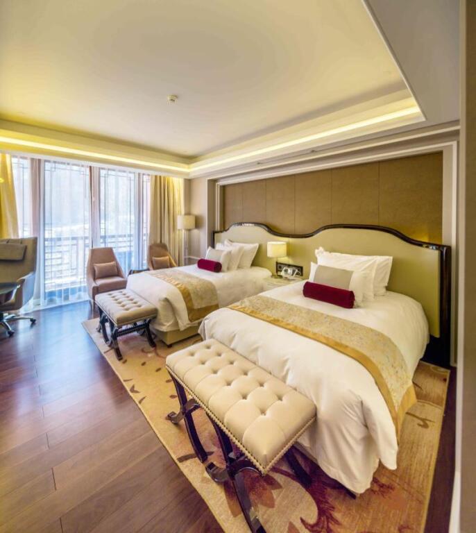 Пекин: Grand Bay Hotel Beijing