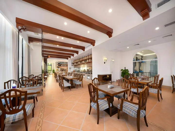 Бэйхай: Beihai Yintan Qiaogang Passenger Terminal Park Inn by Radisson