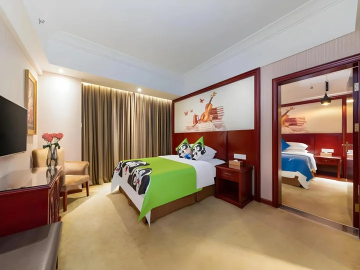 Бэйхай: Beihai Yintan Qiaogang Passenger Terminal Park Inn by Radisson