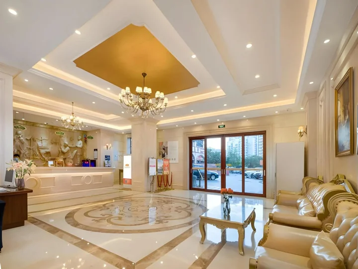 Бэйхай: Beihai Yintan Qiaogang Passenger Terminal Park Inn by Radisson