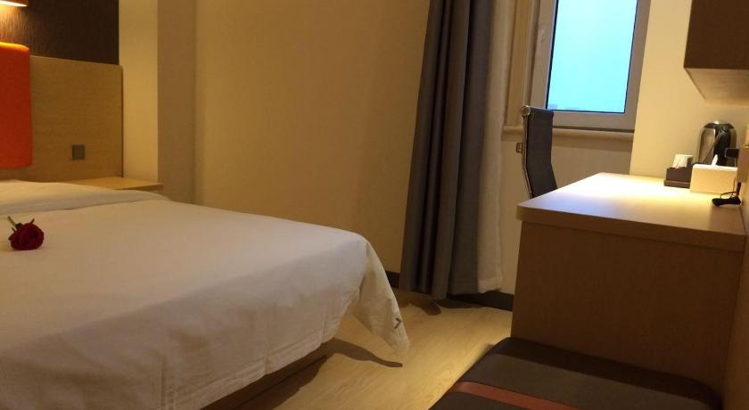 Синтай: 7 Days Premium·Xingtai Railway Station Tianyi Street