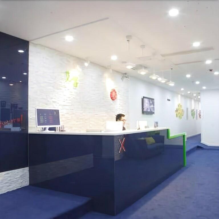 Яньтай: Huayi Hotel (Yantai Yuhuangding South Street)