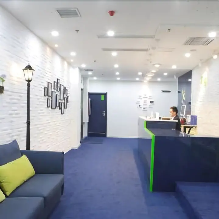 Яньтай: Huayi Hotel (Yantai Yuhuangding South Street)