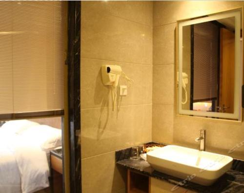 Джиангме: Meisi Park Lane Hotel (Heshan Qianjin South Road)