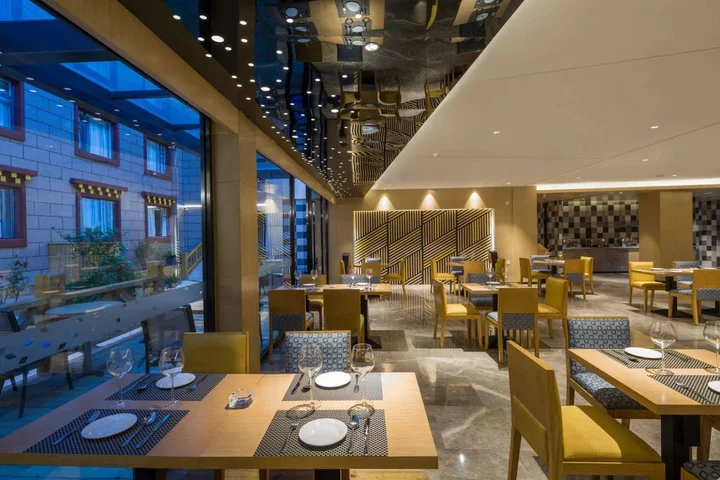 Шангри-Ла: Holiday Inn Express Daocheng Yading by IHG