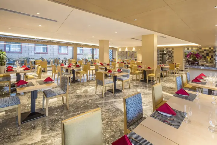 Шангри-Ла: Holiday Inn Express Daocheng Yading by IHG
