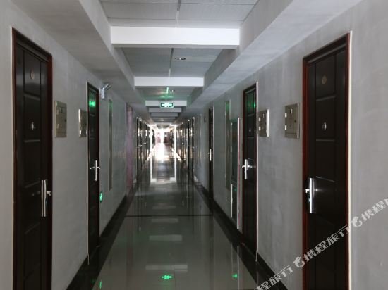 Yuhai Business Hotel Weifang — фото 1