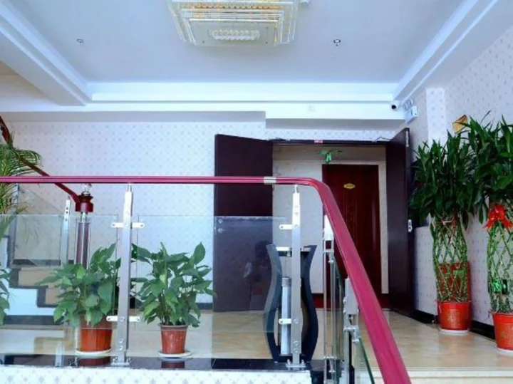 Ухань: Chengyuan Hotel (Wuhan Business School Branch)
