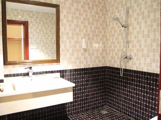 Чунцин: Heishangu 1098 Holiday Hotel
