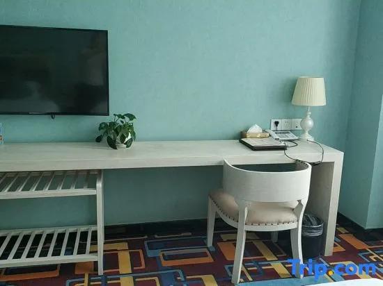 Вэйфан: Jushuitai Hotel (Weifang Zhiyuan)