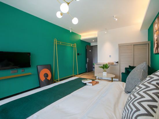 Хойчжоу: Yilisha Haiyu Holiday Hotel  Huidong Vanke Shuangyuewan