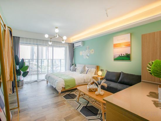 Хойчжоу: Yilisha Haiyu Holiday Hotel  Huidong Vanke Shuangyuewan