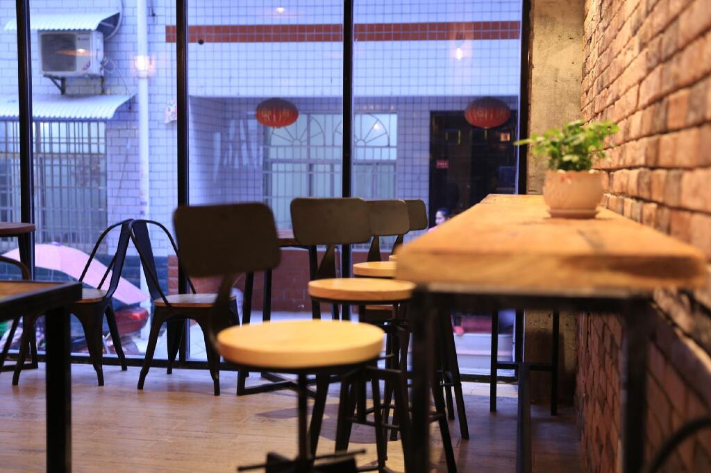 Чжанцзяцзе: Geographer Hostel