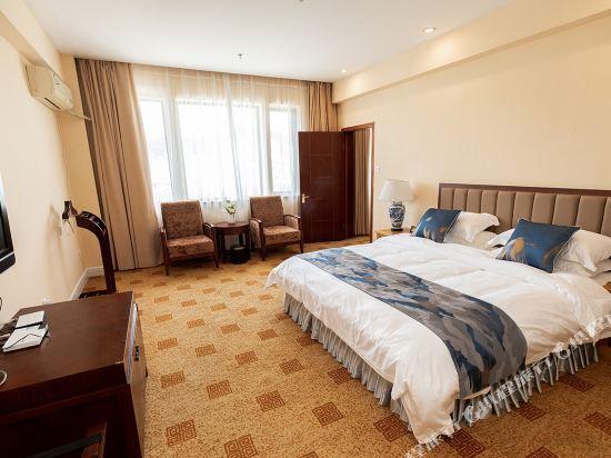 Саньмин: Golden Lake Hotel