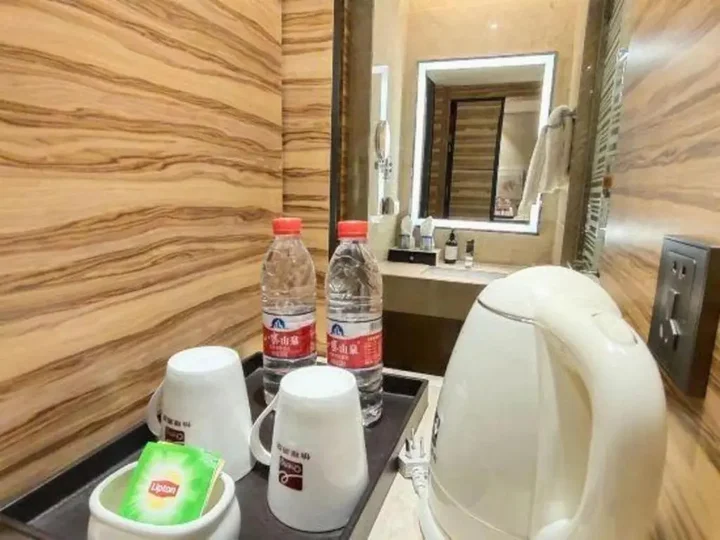 Циньчжоу: Hecheng Hotel