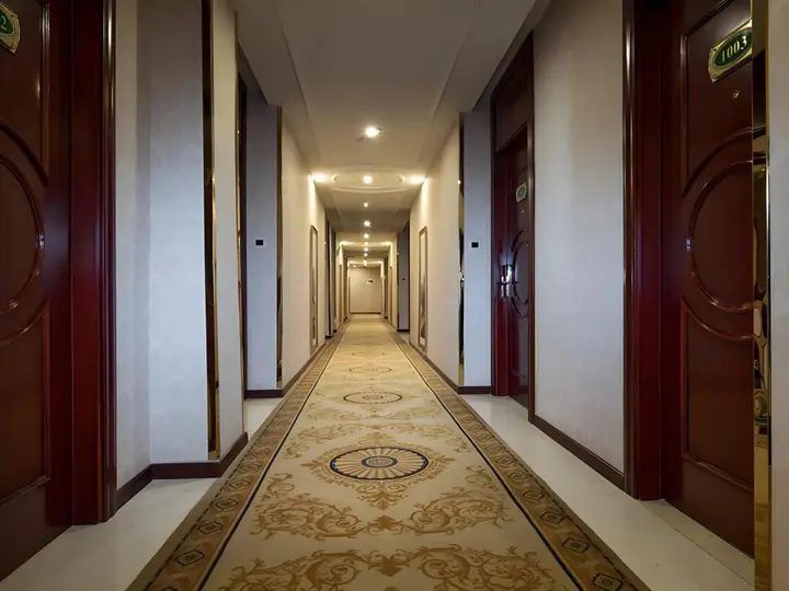 Чандэ: Vienna Hotel (Changde Dingcheng)