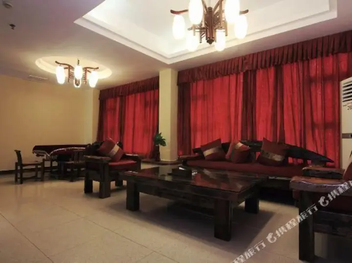 Джиангме: Qianfan Ziya Hotel