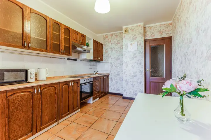 Москва: Inndays Apartments на Лазарева 19