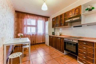 Москва: Inndays Apartments на Лазарева 19