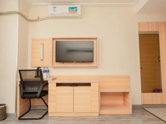 Чжуншань: City Comfort Inn Hotel (Zhongshan Daxin Xindu Hui Xiaolan High-Speed Railway Station)