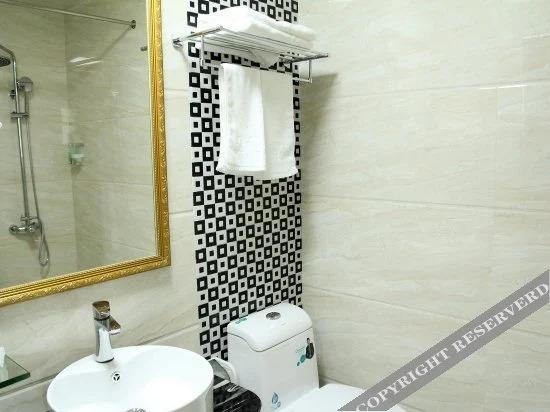 Джиангме: Changyi Hotel