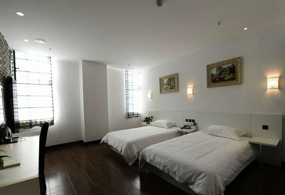 Лянфан: Olivia Classic Personality Hotel