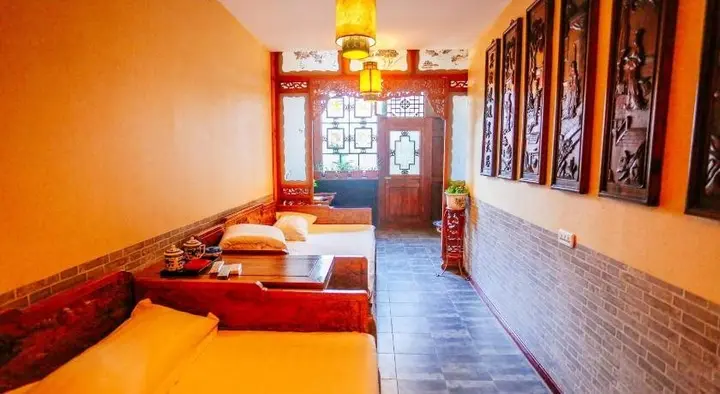 Цзиньчжун: Pingyao Baichanghong Inn