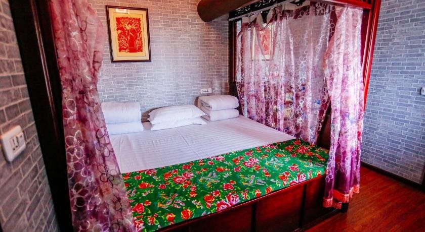 Цзиньчжун: Pingyao Baichanghong Inn