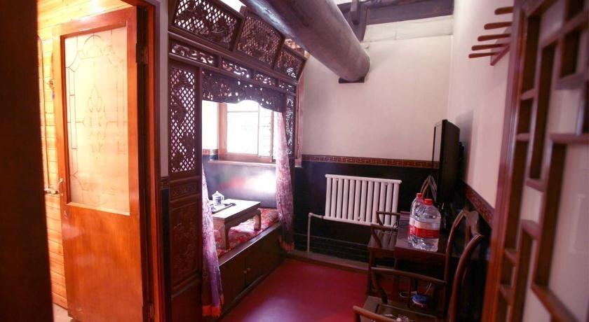 Цзиньчжун: Pingyao Baichanghong Inn